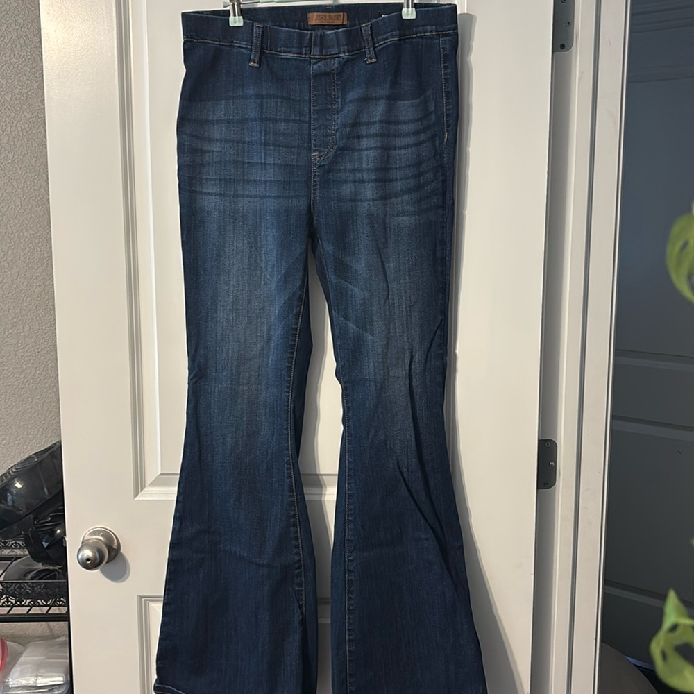 Judy Blue pull on wide leg flares